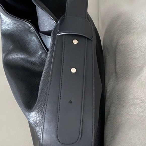 Love & Lore Everywhere Crescent black Tote Bag Slouchy Silhouette Vegan Leather - Picture 5 of 5